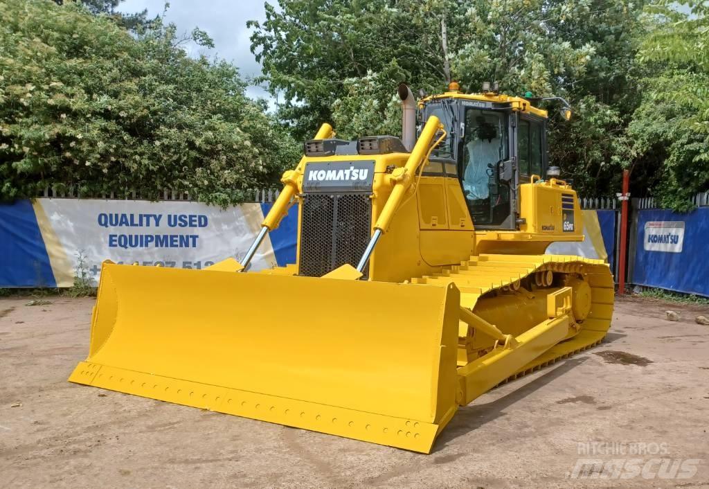 Komatsu D65PX-18 Dozere Beltegående