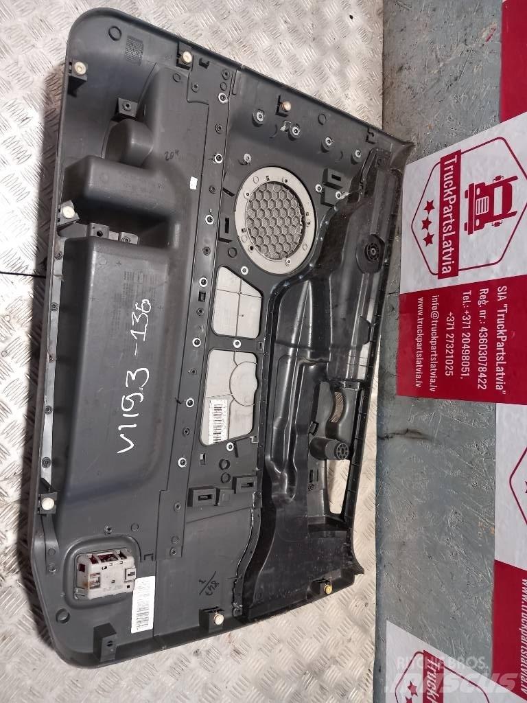 Volvo FH 12 20584915 Førerhus og Interiør