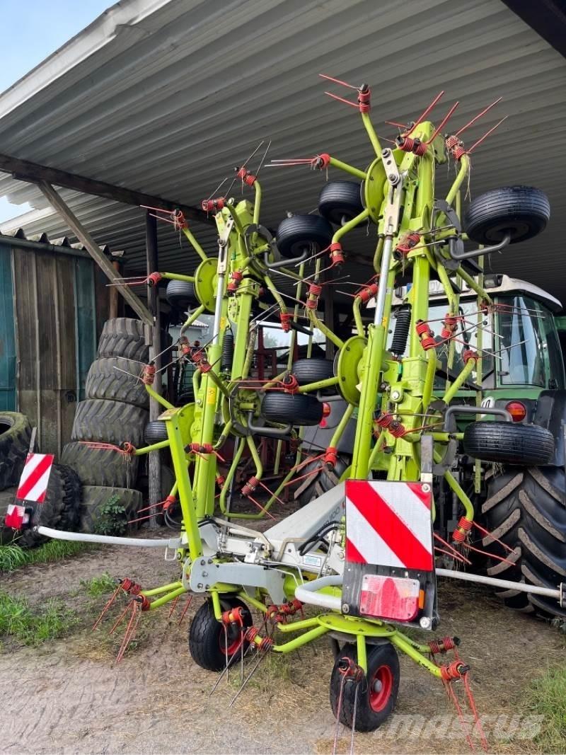 CLAAS VOLTO 1100 Raker og høyvendere