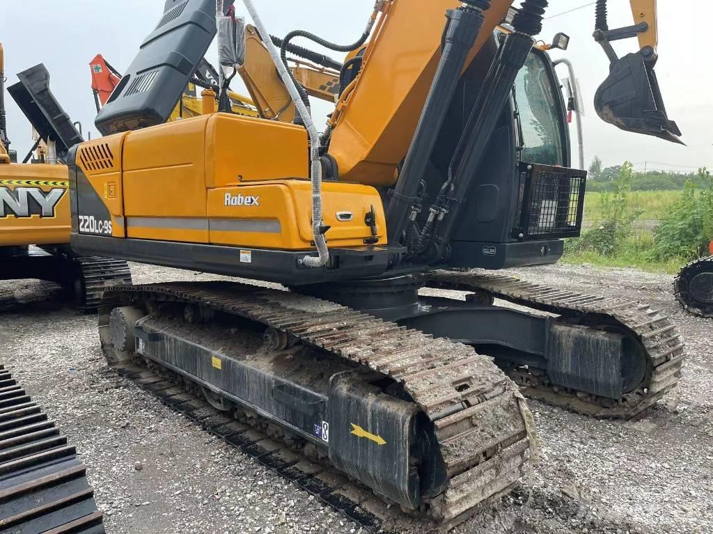 Hyundai R220 Beltegraver