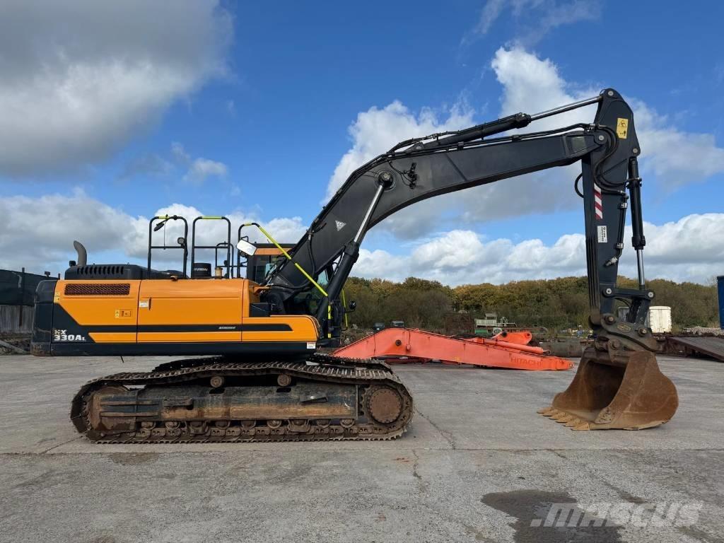 Hyundai HX 330 AL Beltegraver