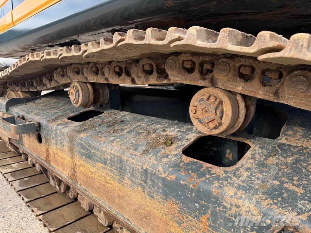 Hyundai HX 330 AL Beltegraver