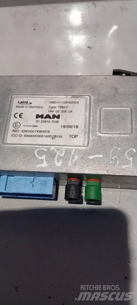 MAN TGX .81258127038 Lys - Elektronikk