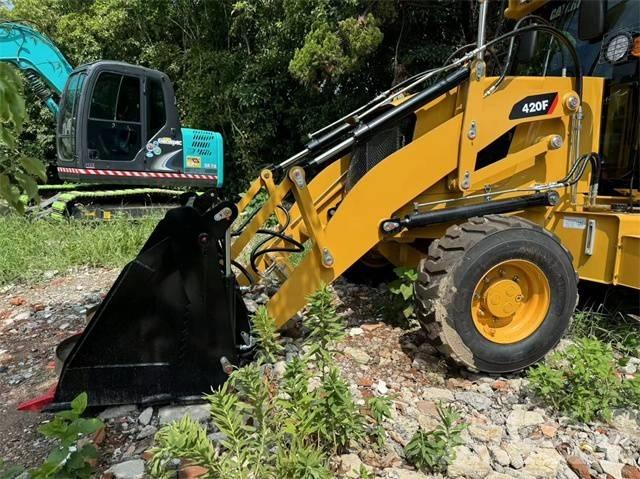 CAT 420 F Traktorgravere