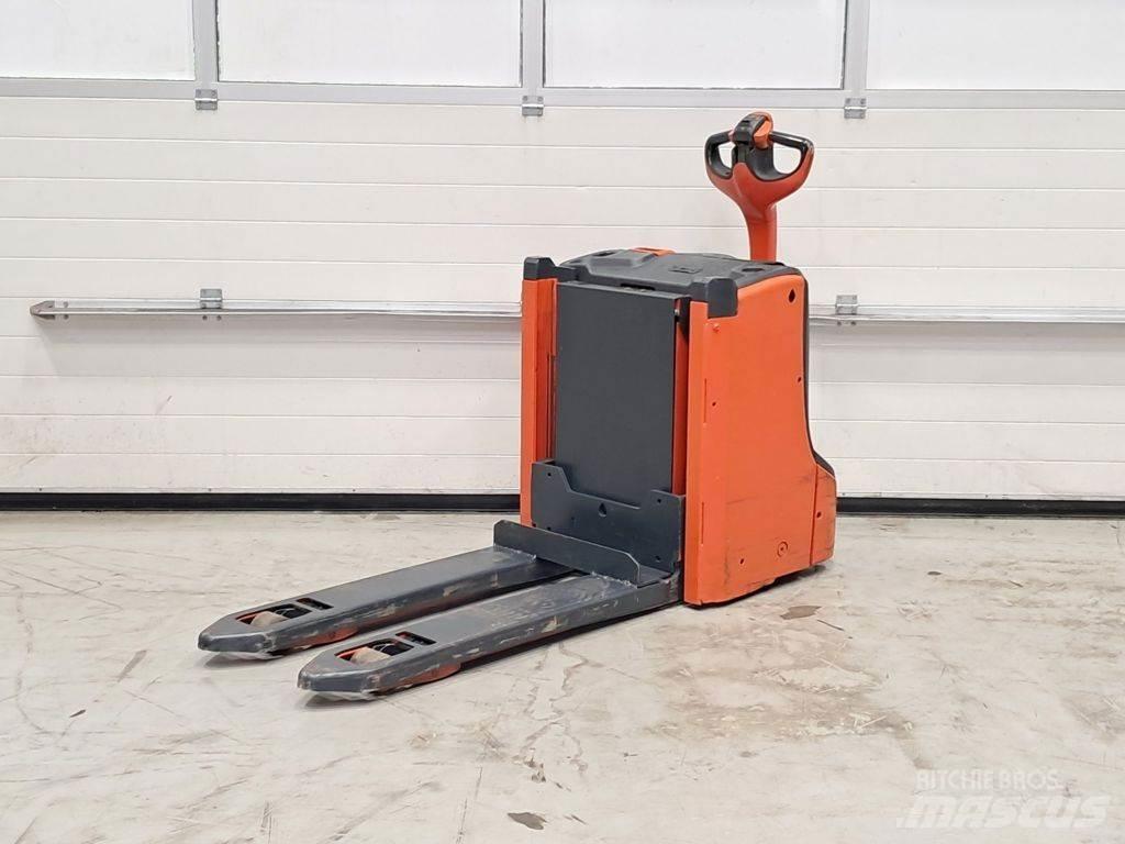 Linde T16L Lavtløftende truck