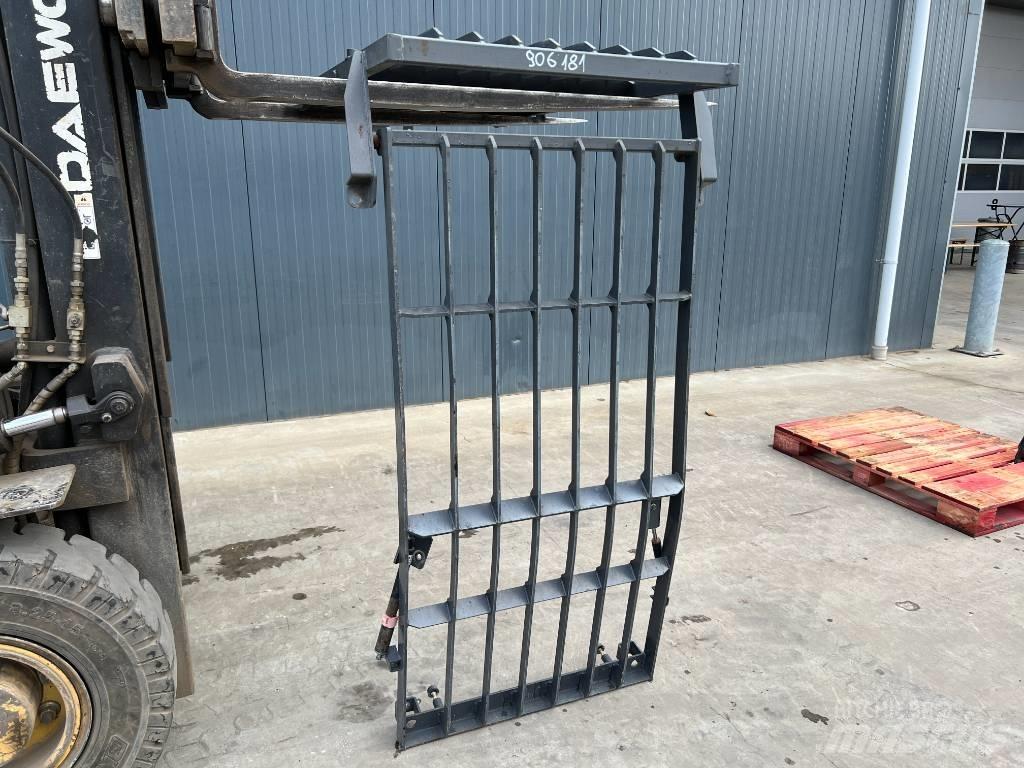 Doosan DX180 / DX225 Førerhus og Interiør