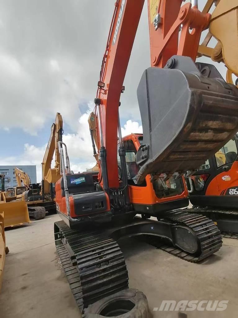 Doosan DX 140 Beltegraver