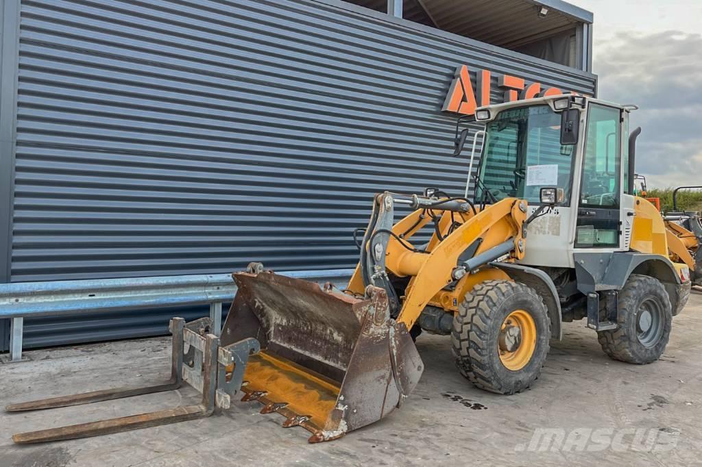 Liebherr L 506 Hjullastere