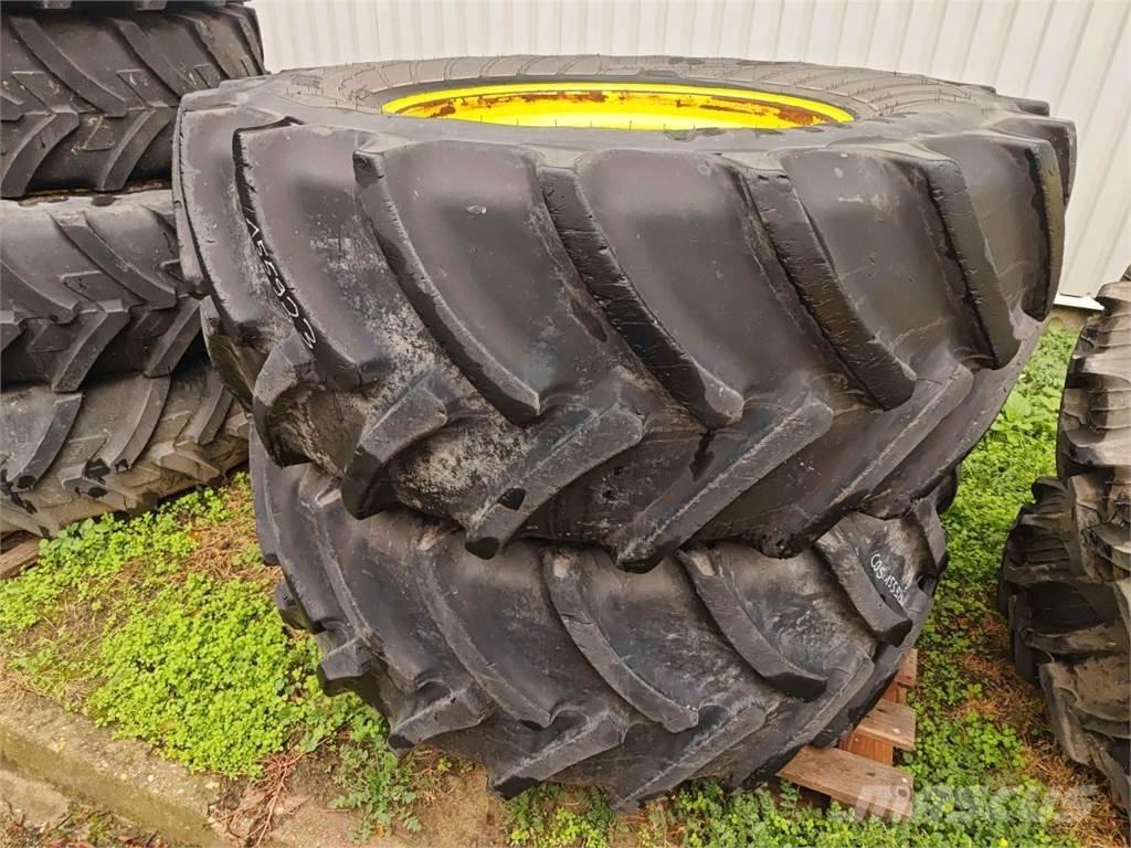 Mitas 600/65R34 Dekk, hjul og felger