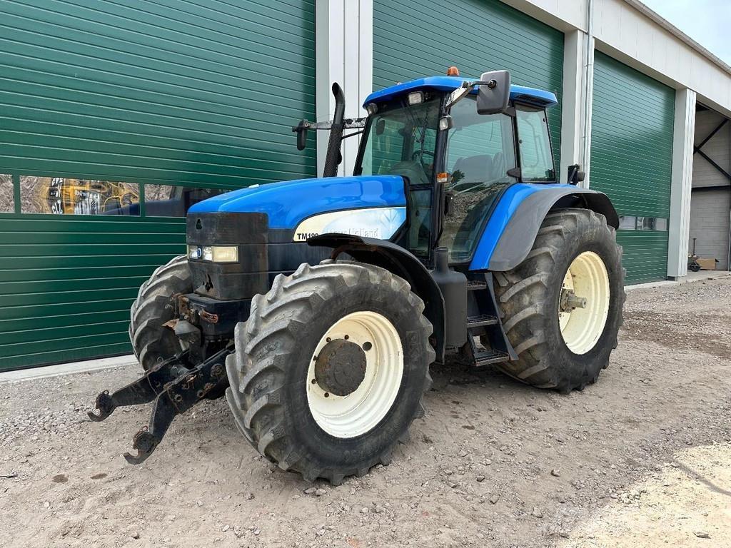 New Holland TM 190 Traktorer