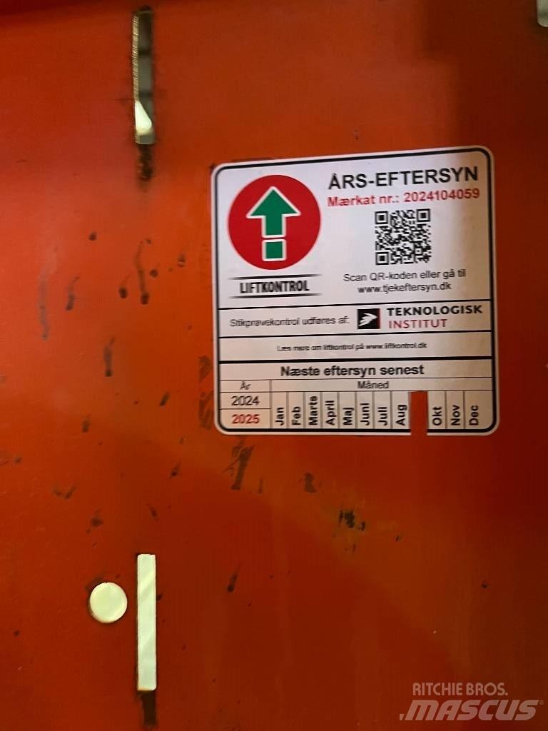 JLG 2646 ES Sakselifter