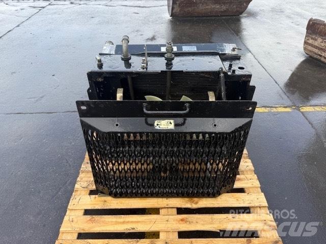 CAT 313 C CHŁODNICA Radiatorer