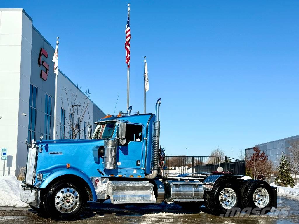 Kenworth W 900 Trekkvogner