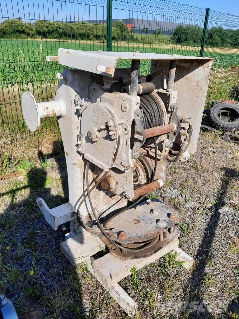 Bobcat Treuil / Winch Teleskoplastere