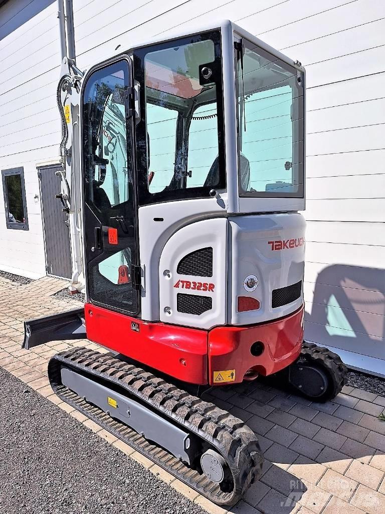 Takeuchi TB325R Minigravere <7t