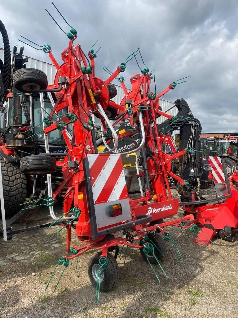 Kverneland 8590 Raker og høyvendere