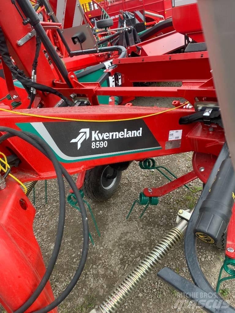 Kverneland 8590 Raker og høyvendere