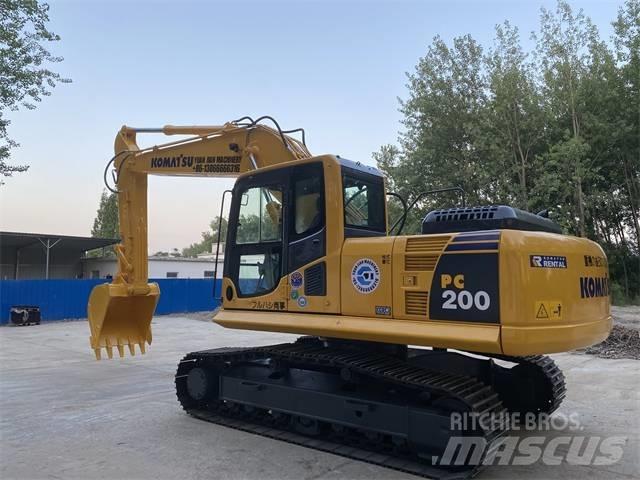 Komatsu PC200-8 Beltegraver