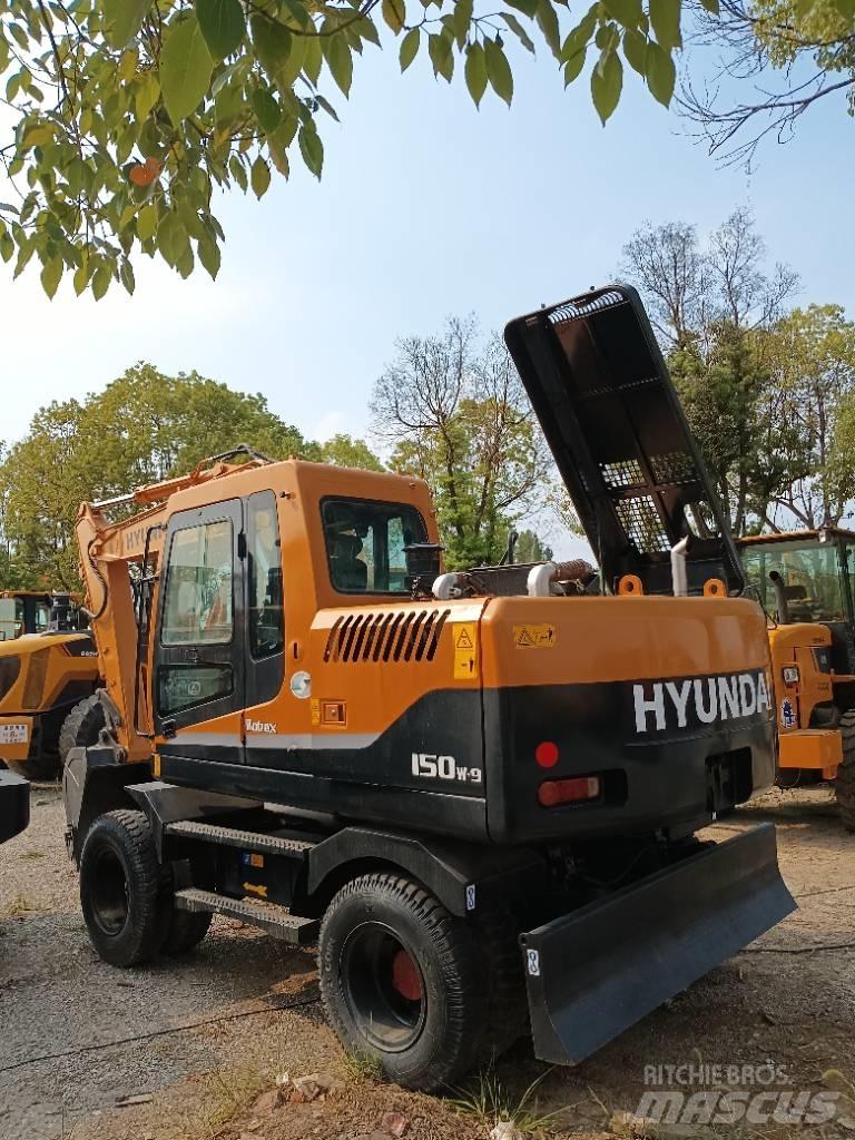 Hyundai 150W-9 Beltegraver