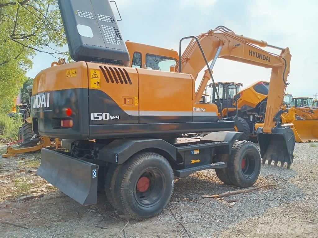 Hyundai 150W-9 Beltegraver