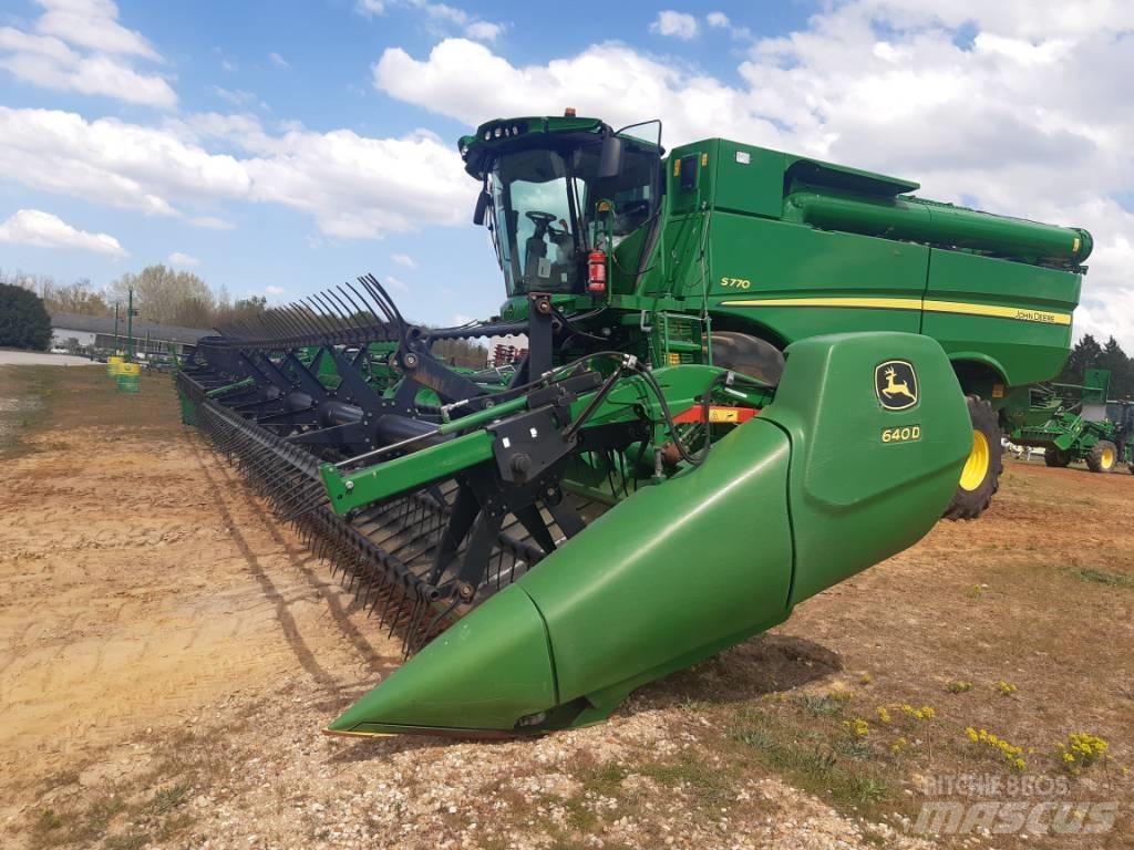 John Deere 640 D Skjærebord til skurtresker