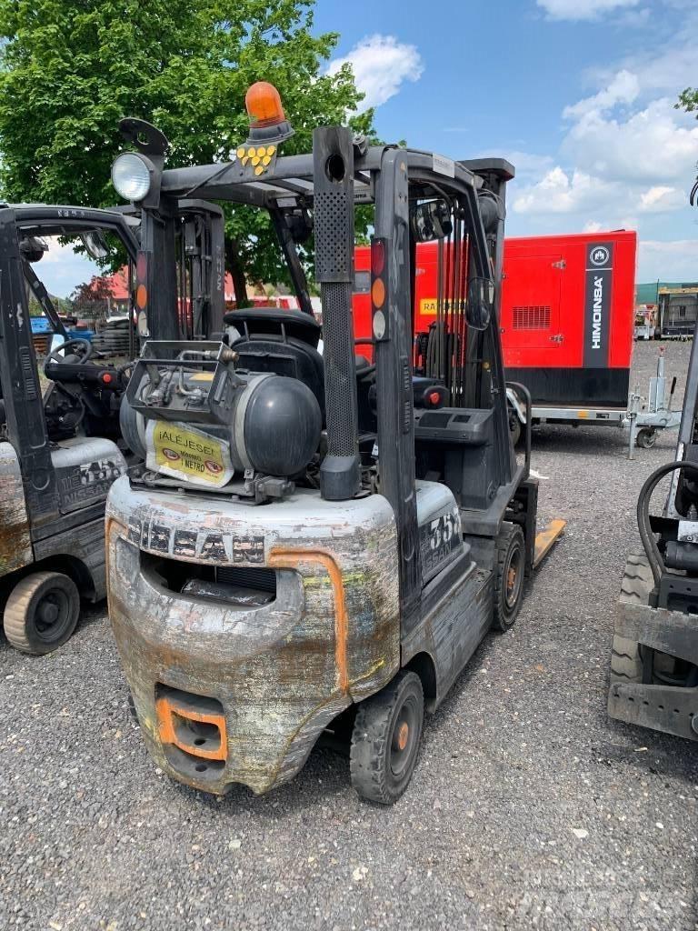 Nissan P1D1A18LQ Propan trucker