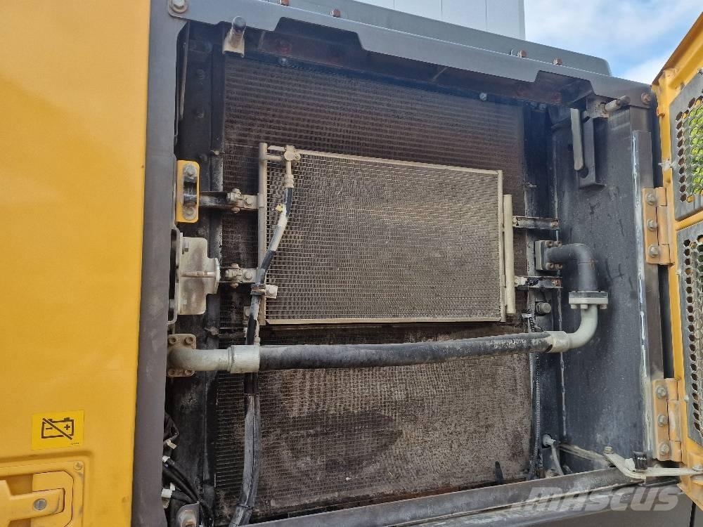 Volvo EC 250EL Beltegraver