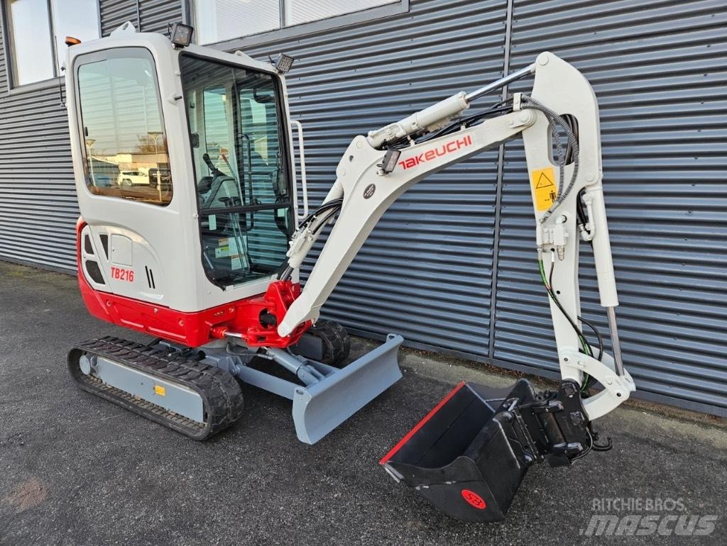 Takeuchi TB 216 Minigravere <7t