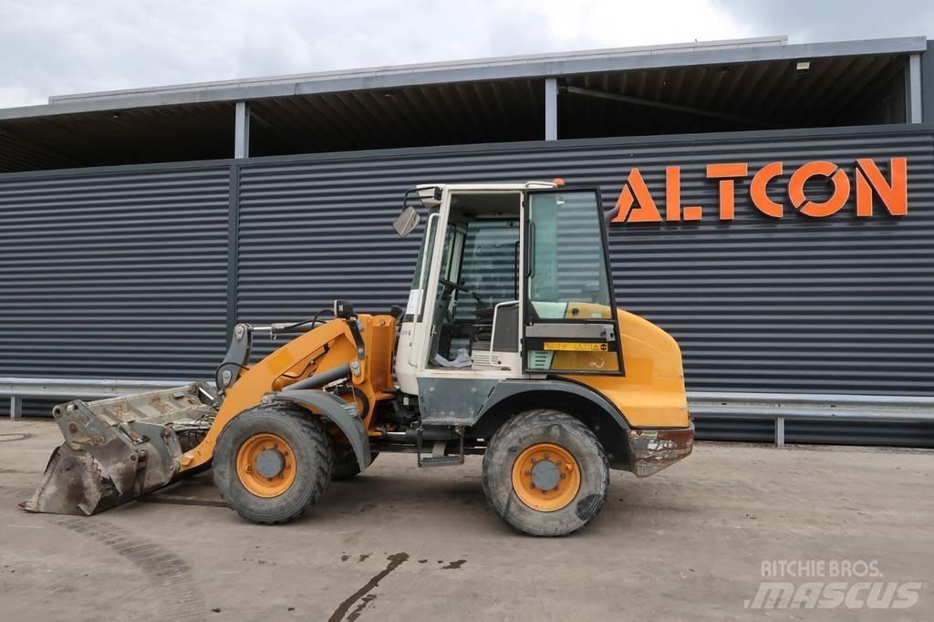 Liebherr L 506 Hjullastere