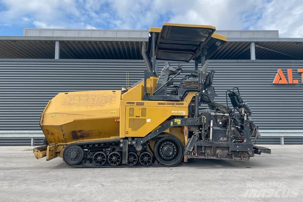 CAT AP555F Asfaltutleggere