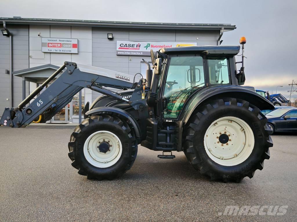 Valtra N 142 Versu Traktorer