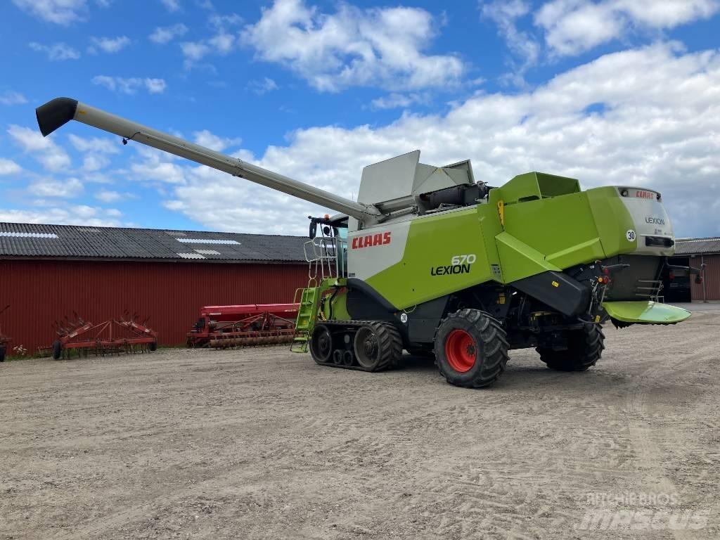 CLAAS LEXION 670 TT Skurtreskere