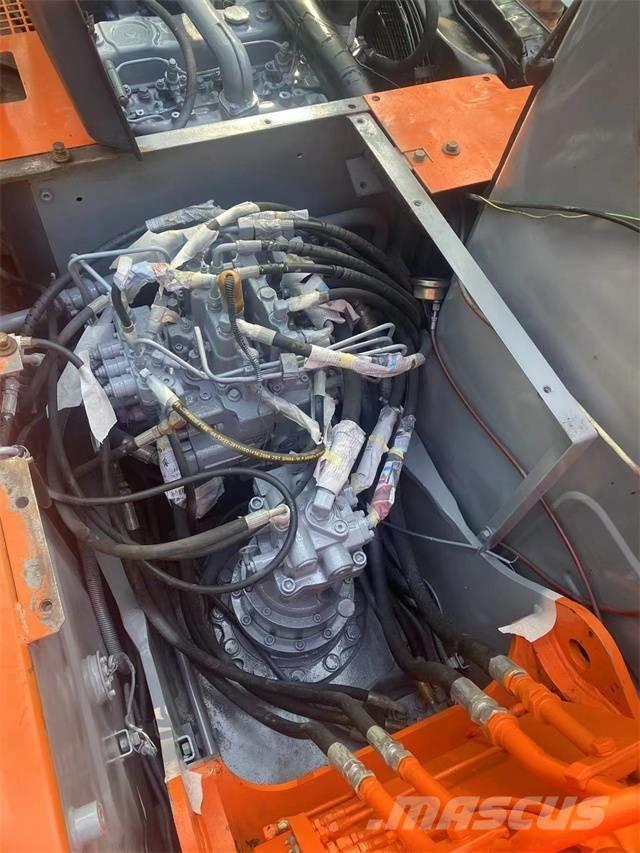 Hitachi EX120 Beltegraver