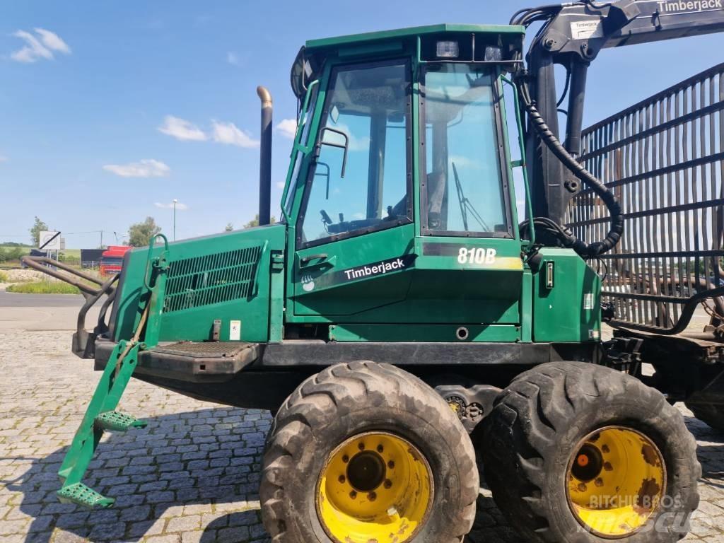 Timberjack 810 B Lassbærere