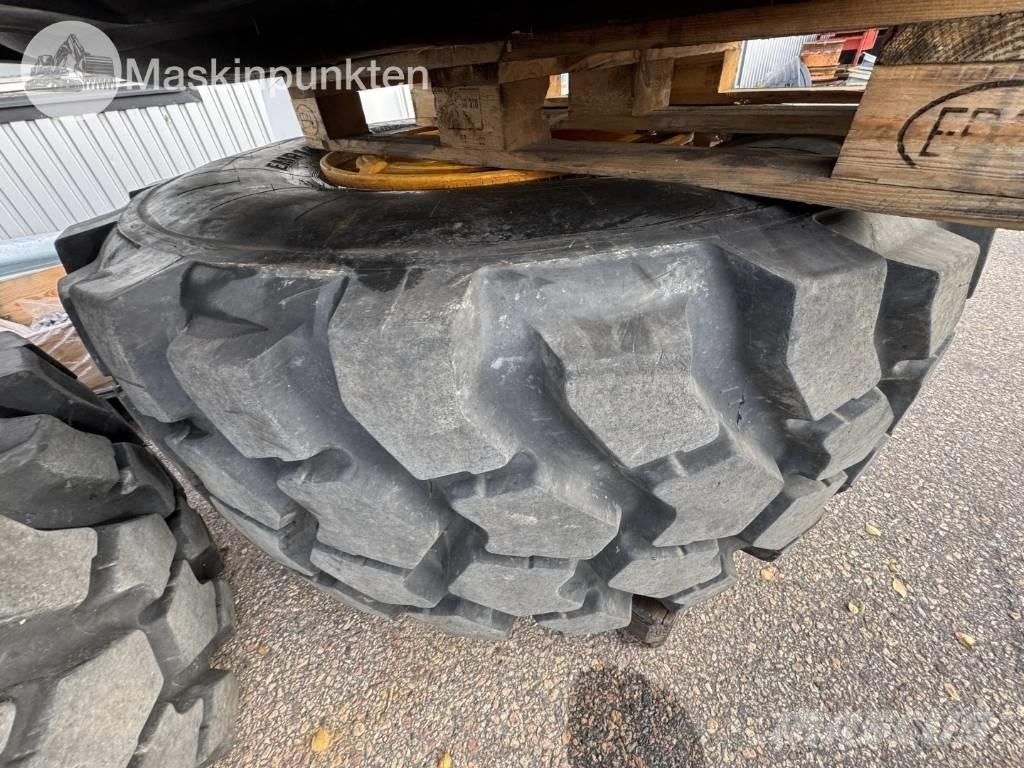 Trelleborg EMR1030 Dekk, hjul og felger