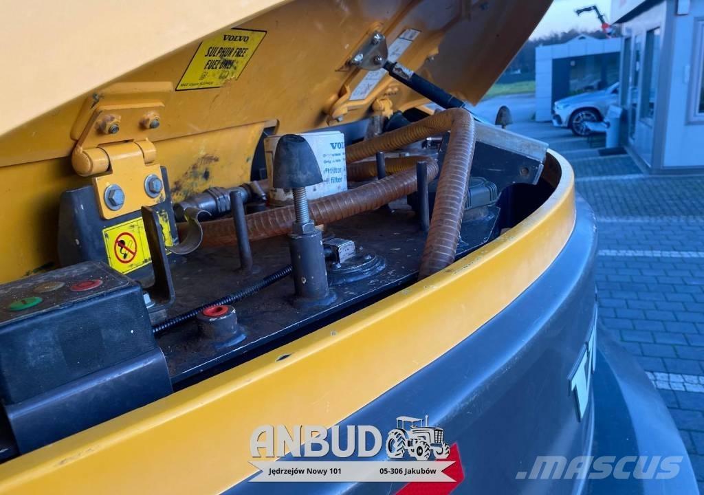 Volvo ECR 88 D Beltegraver