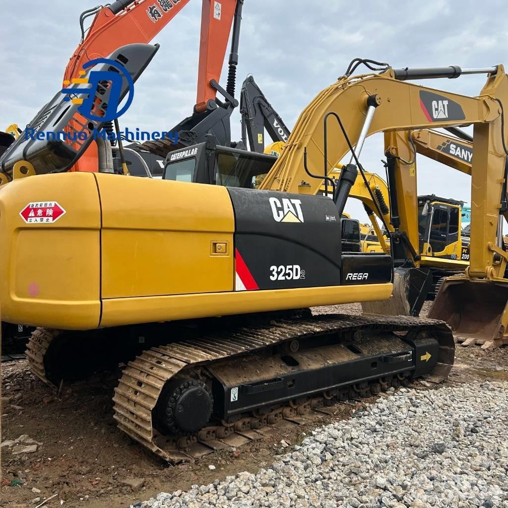 CAT 325D2 Beltegraver