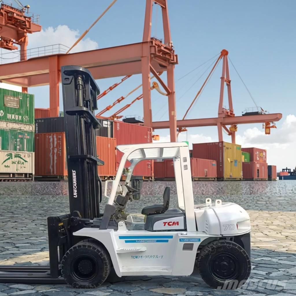 TCM FD 70 Z8 Skapbiler