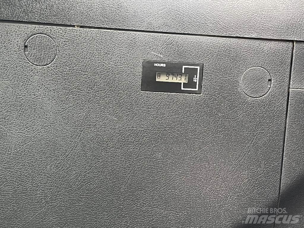 Hyundai HW140 Hjulgravere