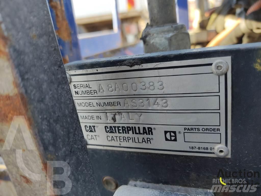 CAT AP 255 E Asfaltutleggere