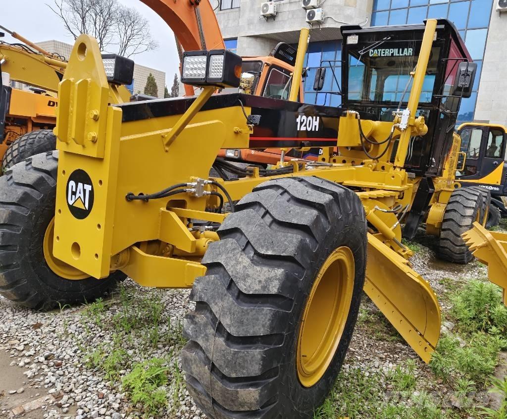 CAT 120 H Veihøvler