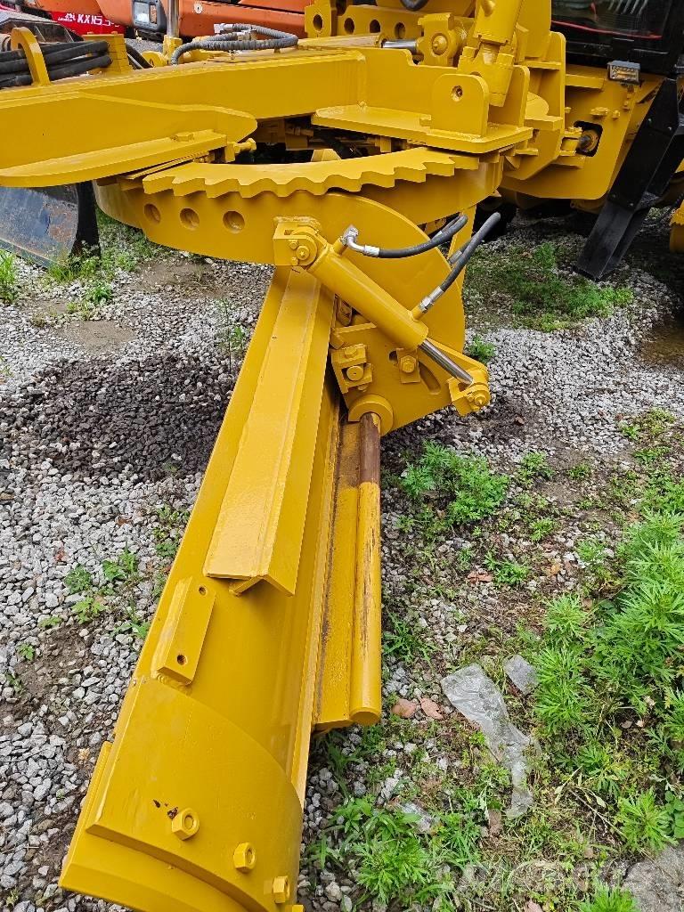 CAT 120 H Veihøvler