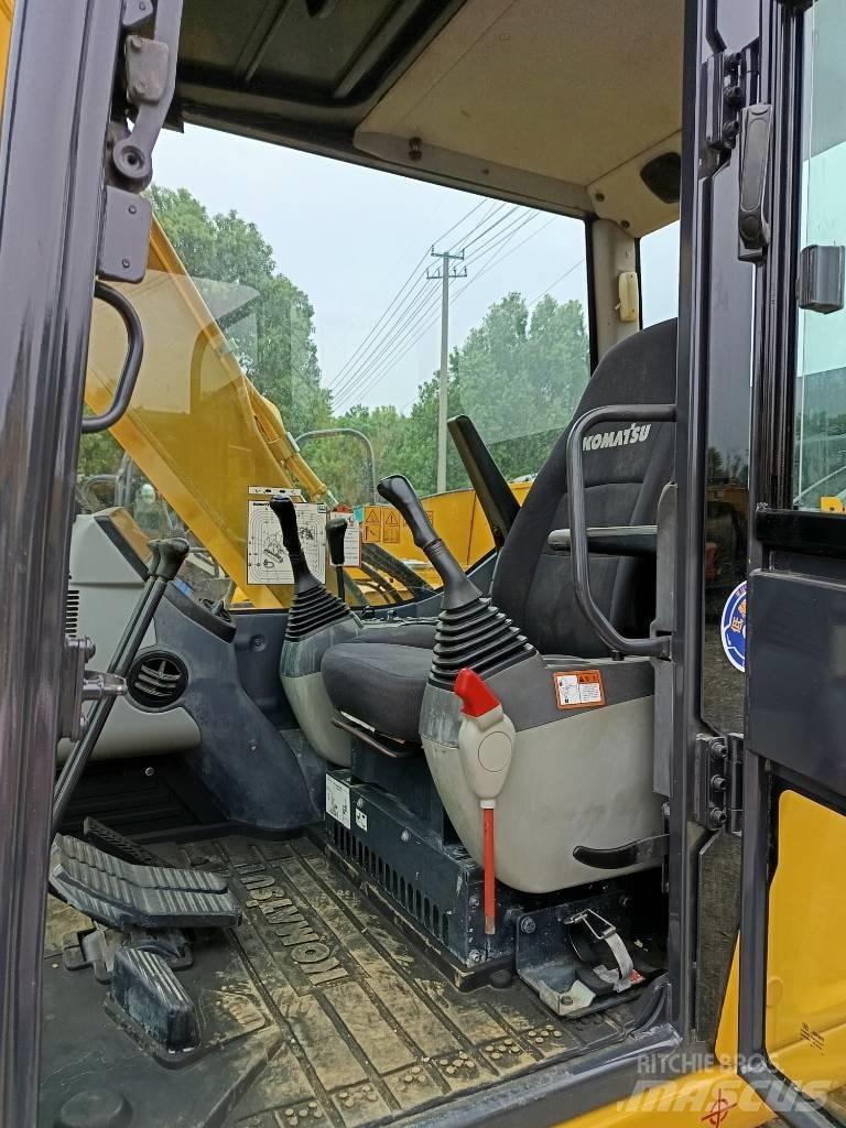 Komatsu PC 70 Beltegraver