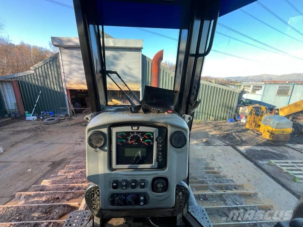 CAT D 6 N LGP Dozere Beltegående