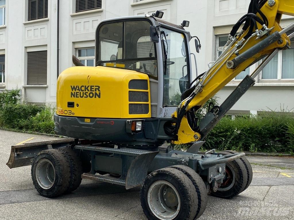 Neuson 6503 WD Hjulgravere
