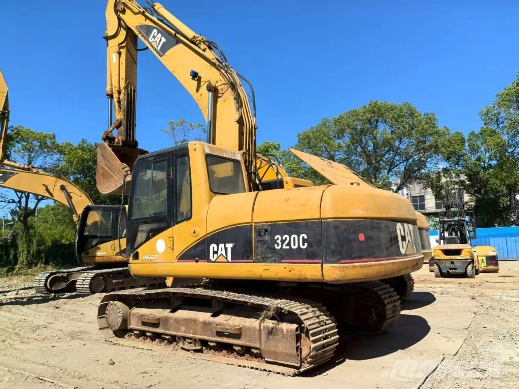 CAT 320C Beltegraver