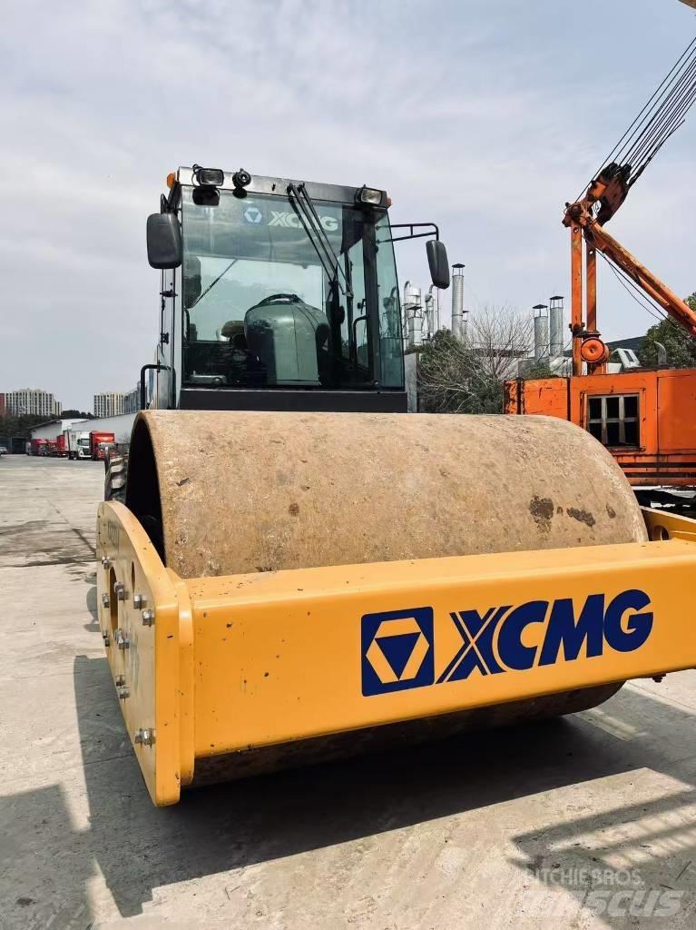 XCMG XS 223 J Valsetog