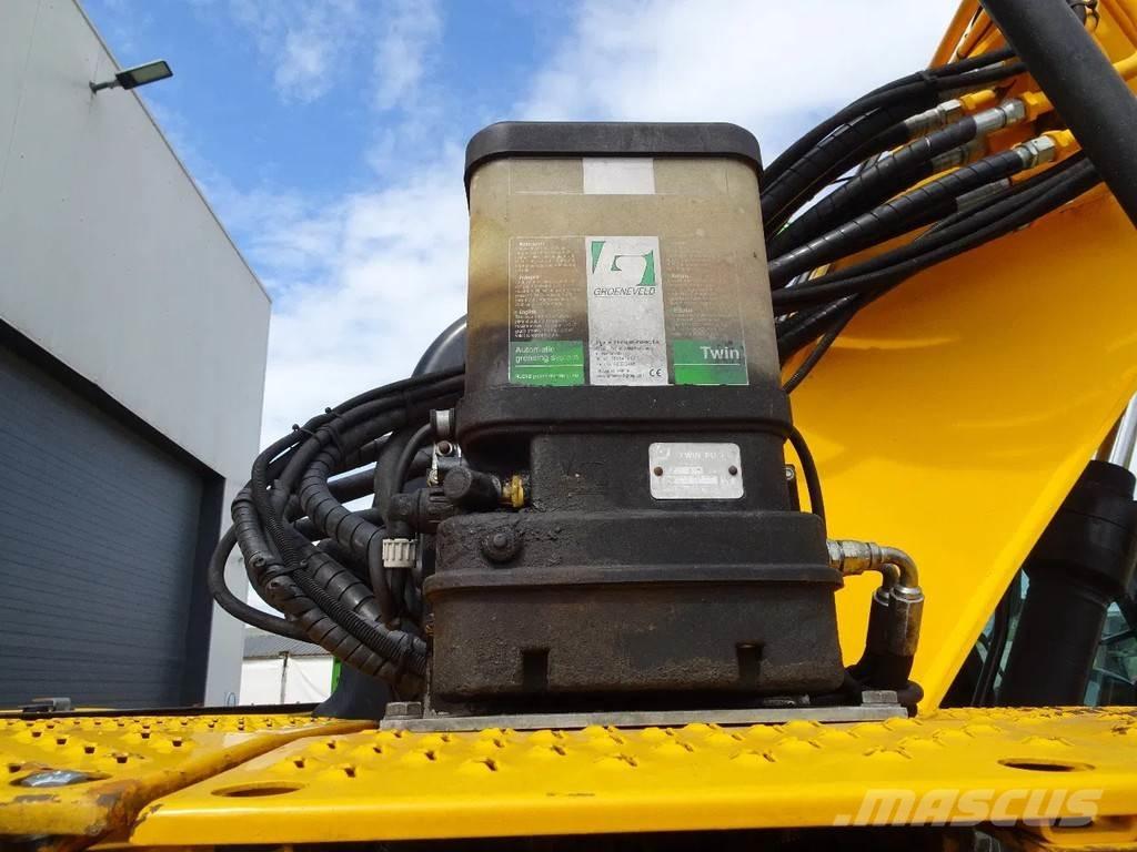 JCB JZ140 Beltegraver