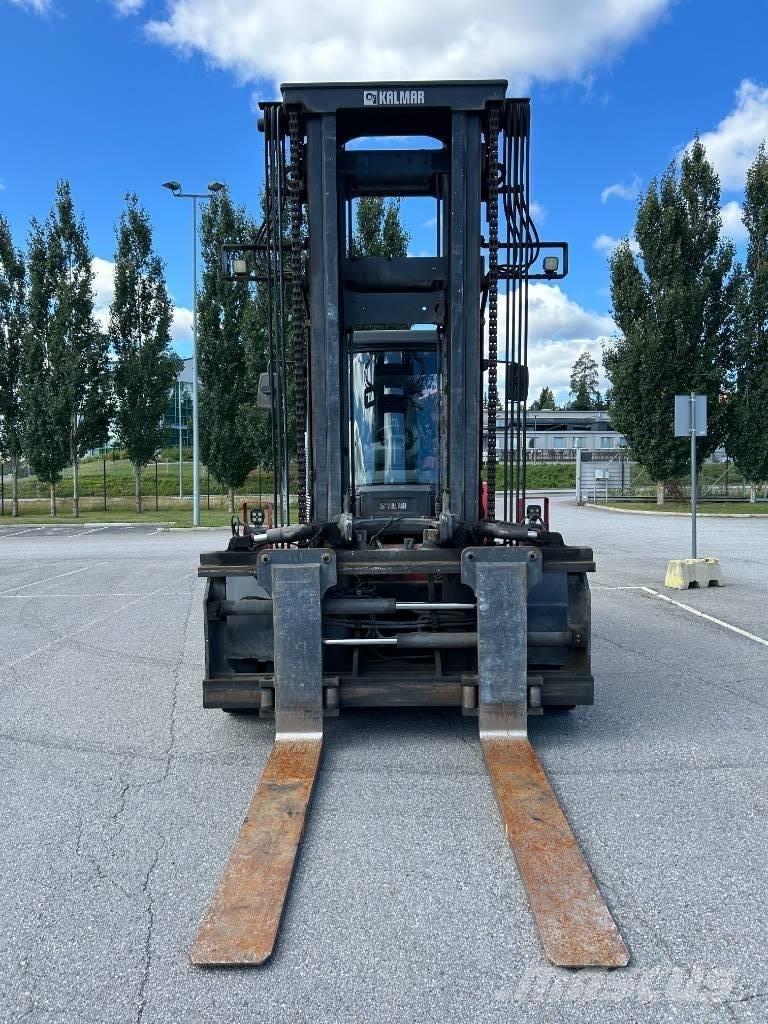 Kalmar DCG150-6 Diesel Trucker