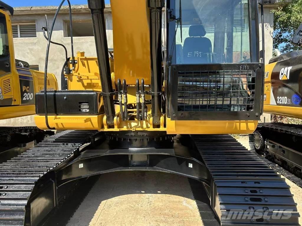 CAT 320 D L Beltegraver